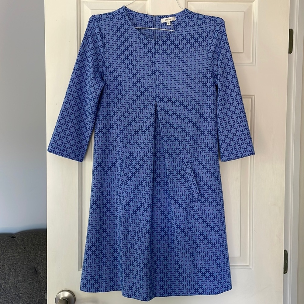 Geometrical print dress with pockets size Sm